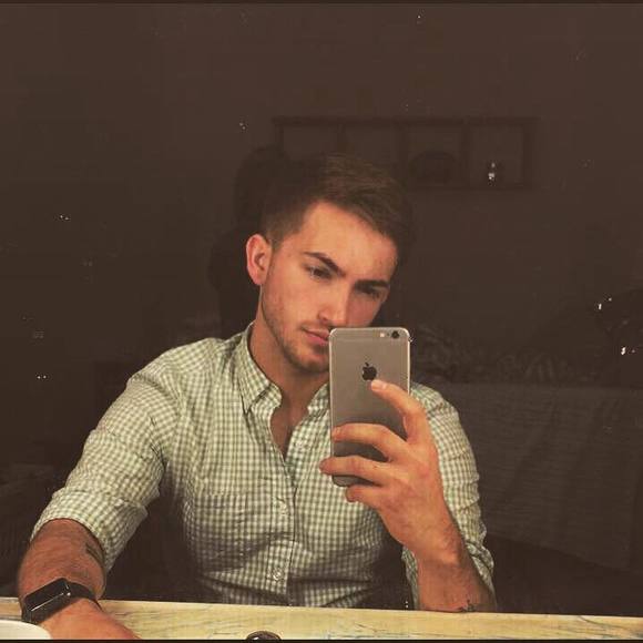 Meet your Posher, Robert - Picture 1 of 1